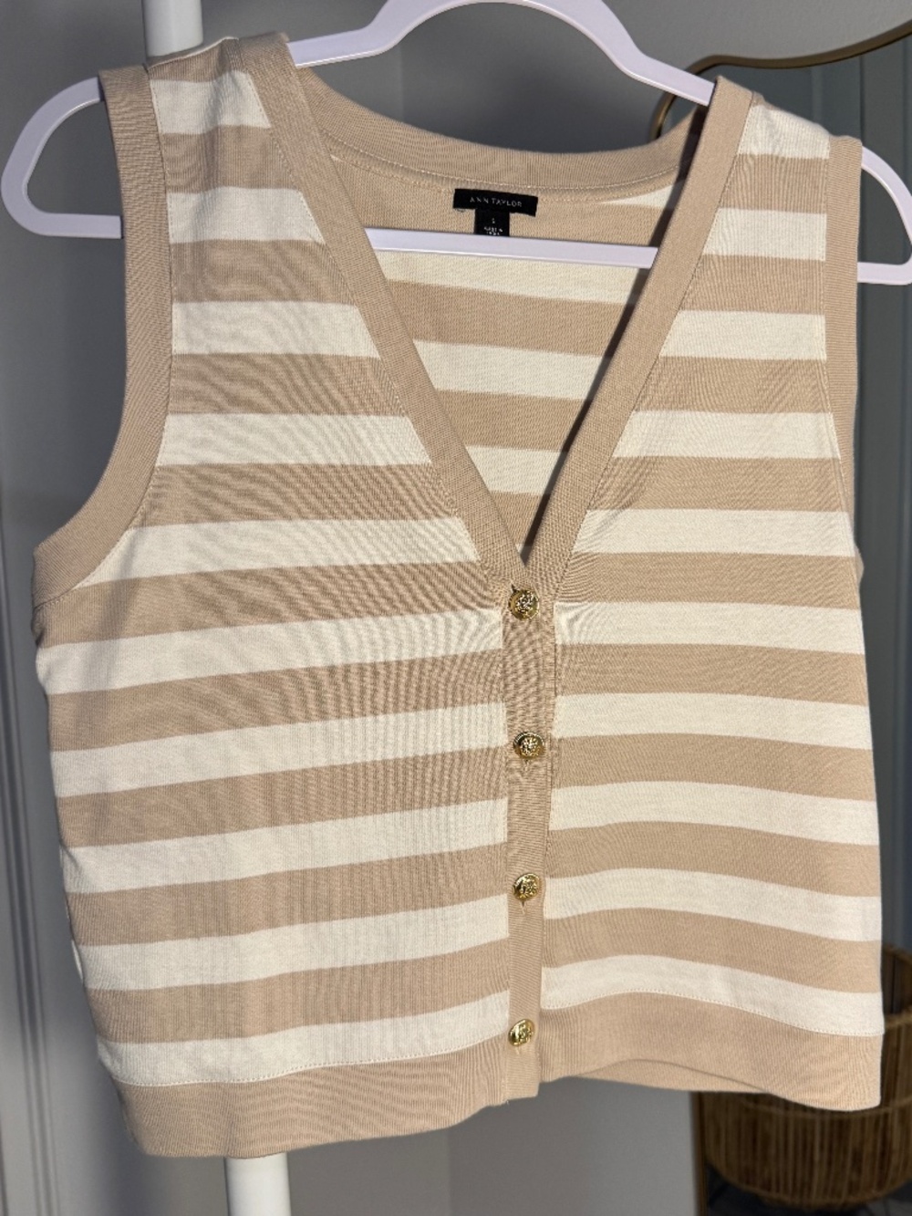 Ann Taylor Striped V-Neck Toasted Oak Small
